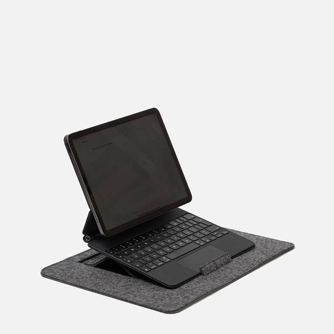 Felt Desktop Stand for iPad-1