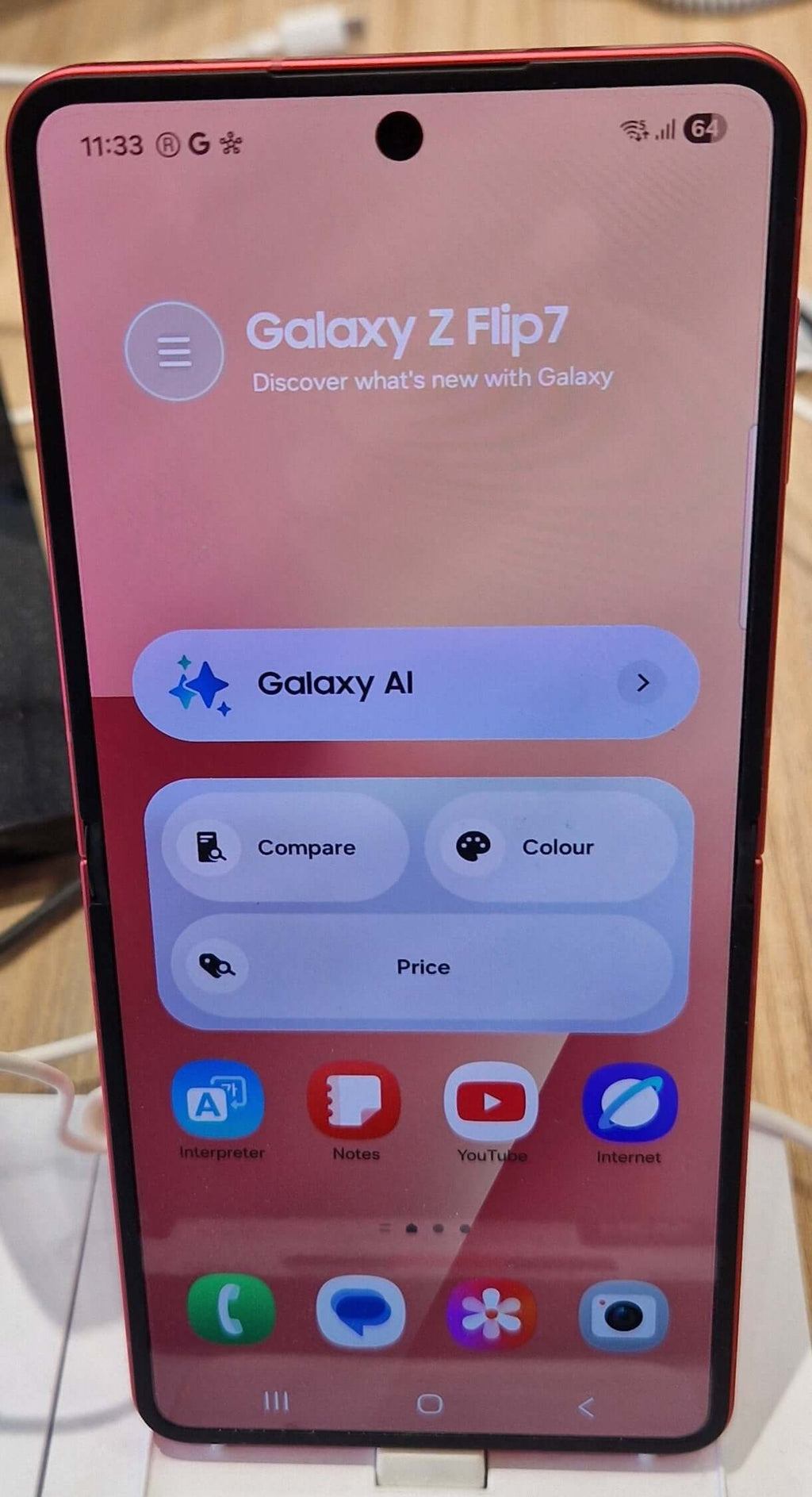 Samsung Galaxy Z Flip 7-4